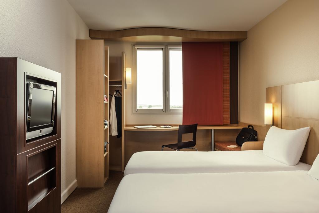 Ibis Rambouillet Hotel Phòng bức ảnh