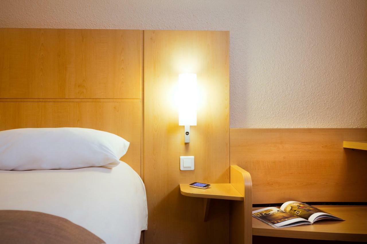 Ibis Rambouillet Hotel Ngoại thất bức ảnh